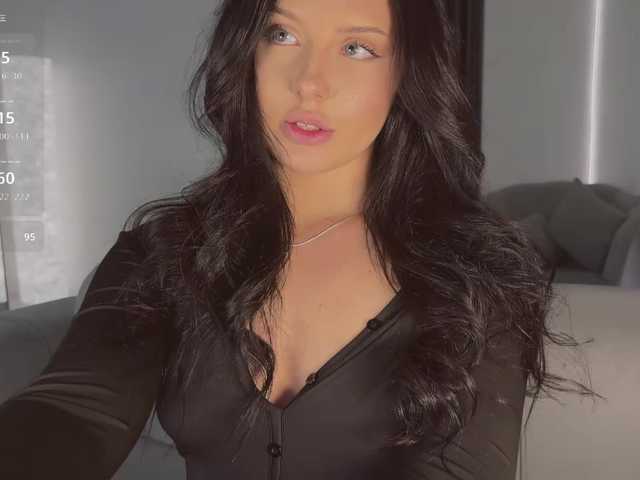 mendi- from BongaCams is Freechat