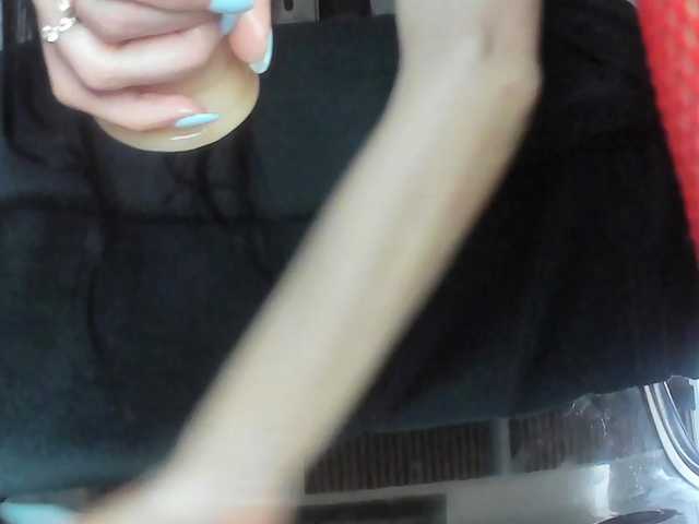 SweetCassie's BongaCams show and profile