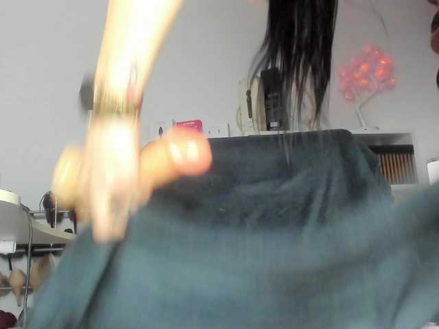 SweetCassie's BongaCams show and profile