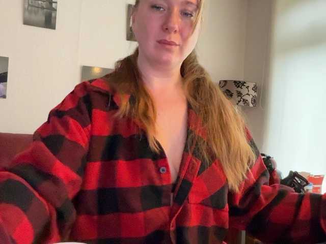 MazyMi's BongaCams show and profile