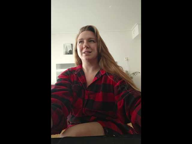 MazyMi's BongaCams show and profile