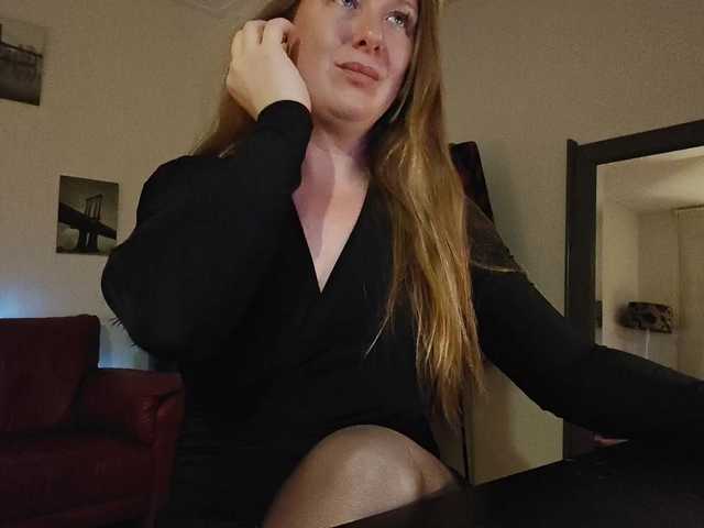 MazyMi's BongaCams show and profile