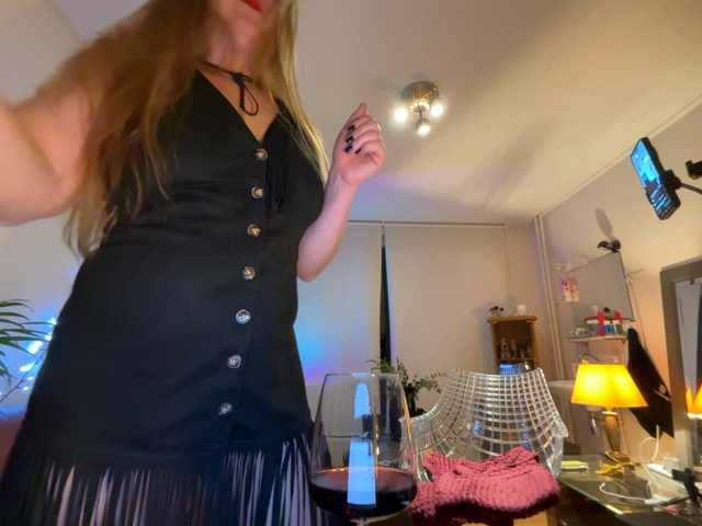 MazyMi's BongaCams show and profile