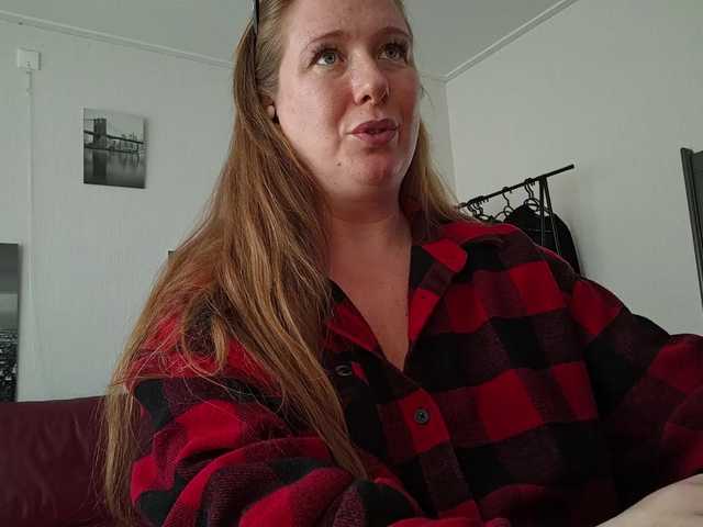 MazyMi's BongaCams show and profile