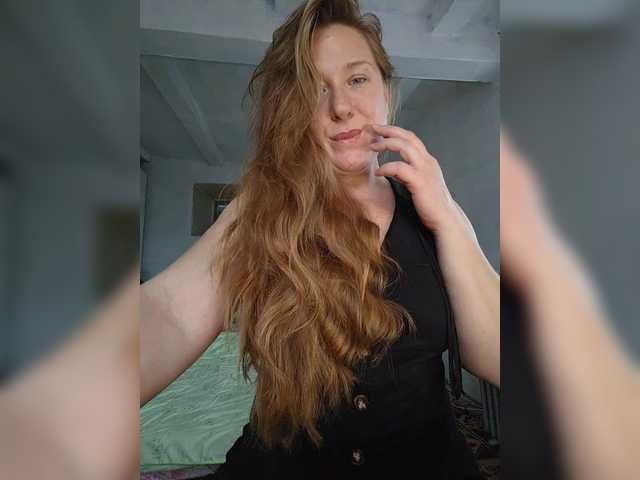 MazyMi's BongaCams show and profile