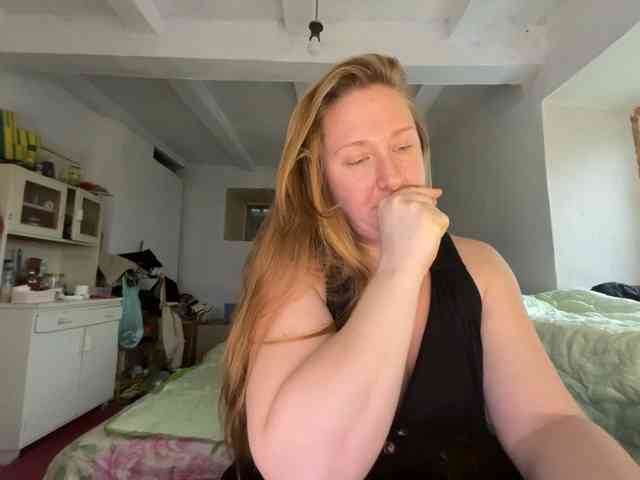 MazyMi Live Webcam on BongaCams