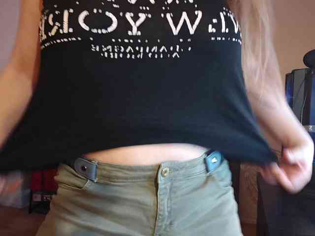 MazyMi Live Webcam on BongaCams