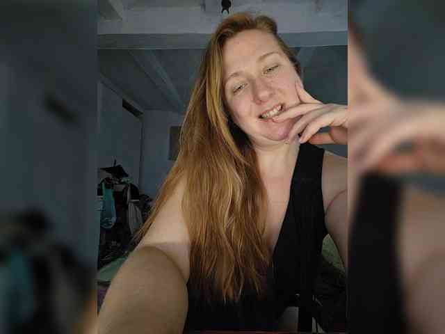 MazyMi Live Webcam on BongaCams