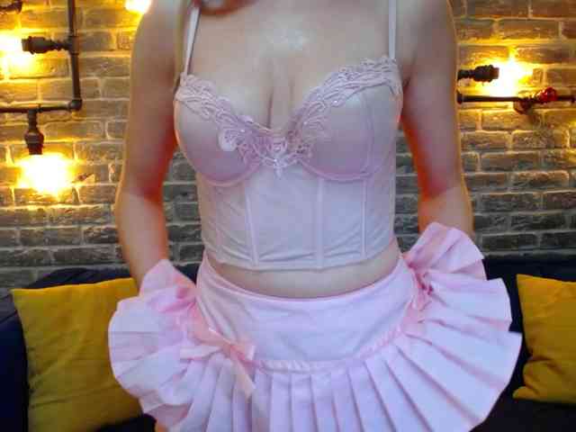 Lisa-Caprice webcam