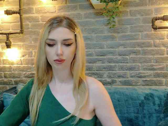 Lisa-Caprice webcam