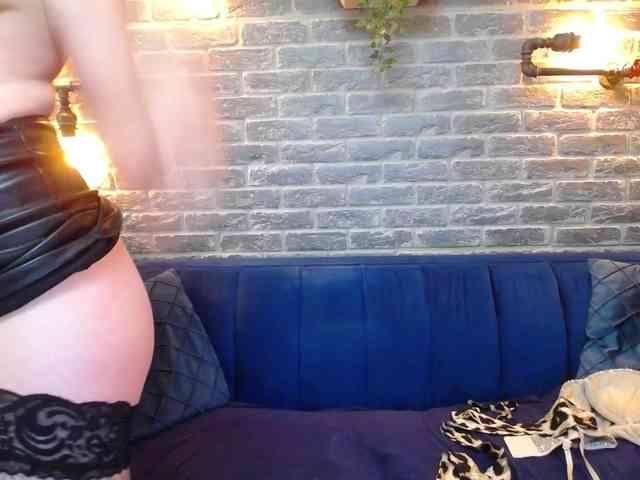 Lisa-Caprice webcam