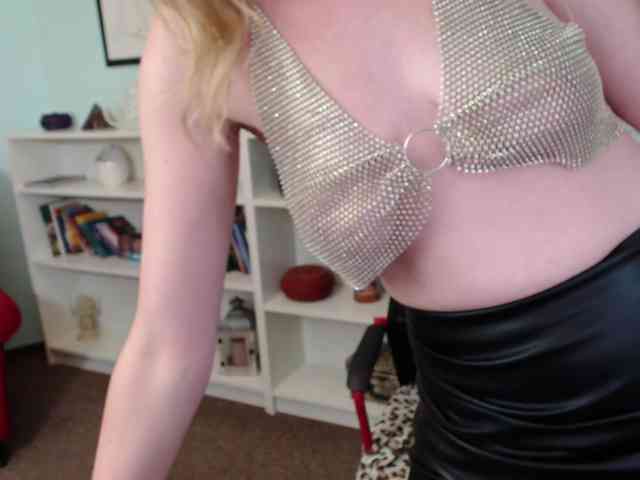 Lisa-Caprice webcam