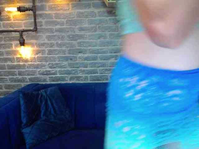 Lisa-Caprice webcam