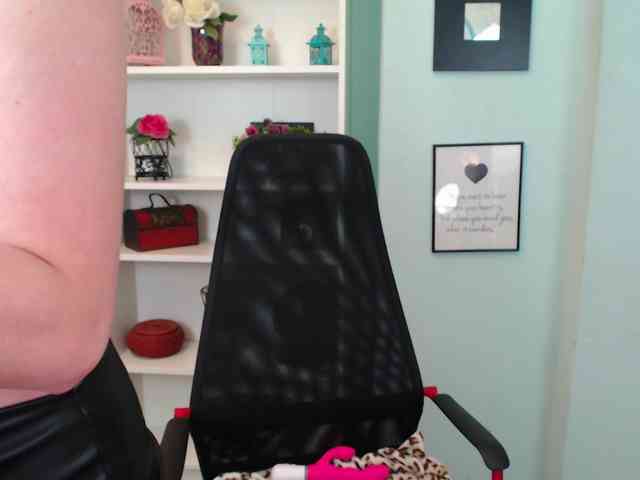 Lisa-Caprice webcam