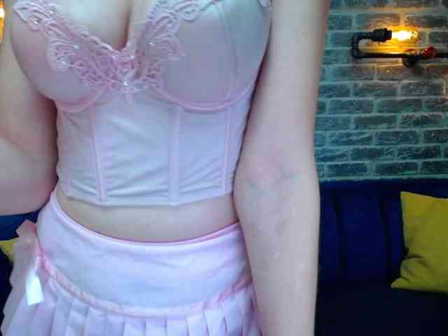 Lisa-Caprice webcam
