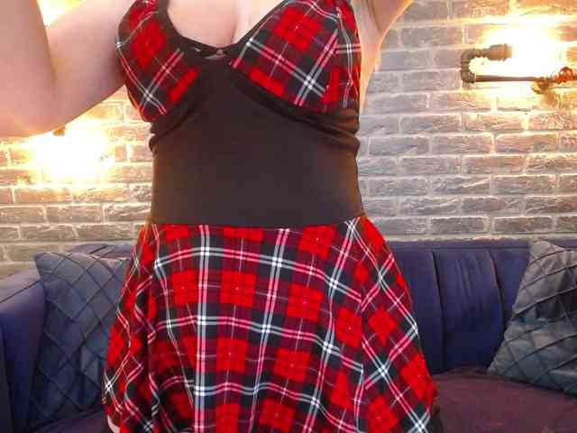 Lisa-Caprice webcam