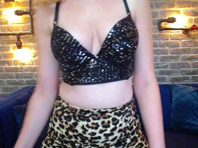 Lisa-Caprice webcam
