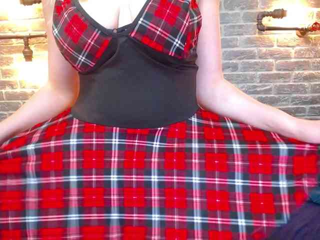 Lisa-Caprice webcam