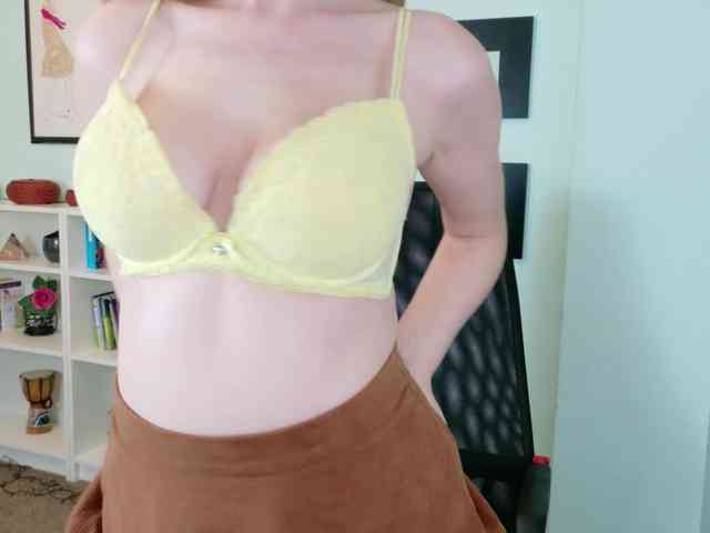 Lisa-Caprice Live Webcam on BongaCams