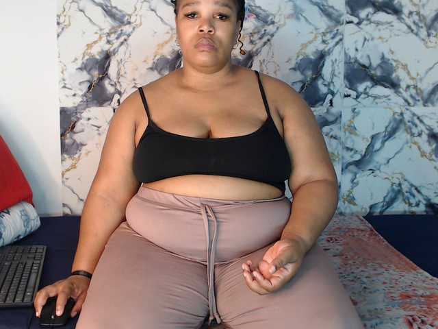 SexyChill1992's BongaCams show and profile