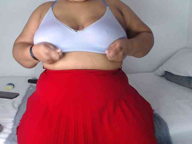 SexyChill1992 webcam