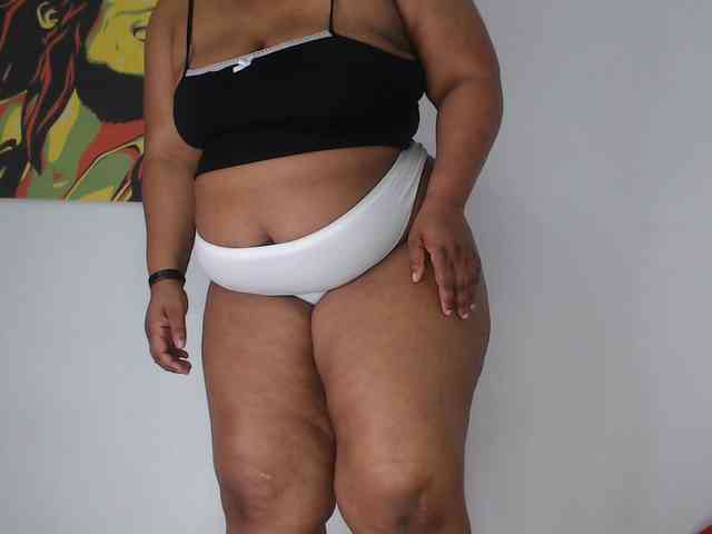 SexyChill1992 webcam