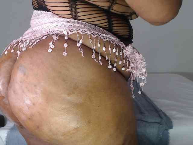 SexyChill1992 webcam