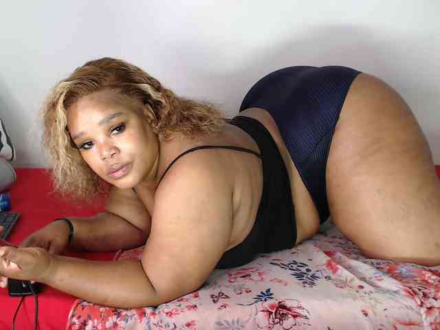 SexyChill1992 webcam