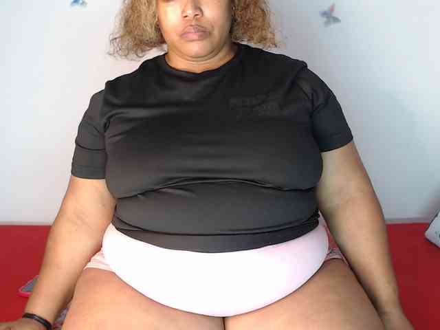 SexyChill1992 webcam