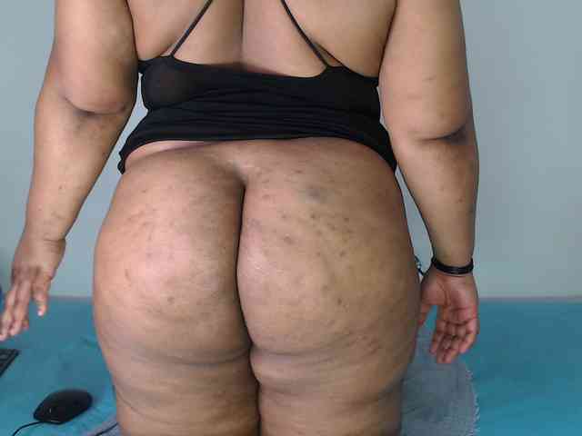 SexyChill1992 webcam