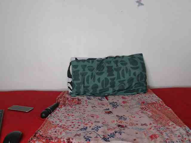 SexyChill1992 webcam