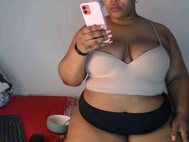 SexyChill1992 webcam