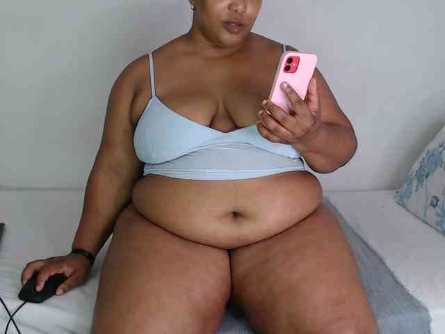 SexyChill1992 webcam