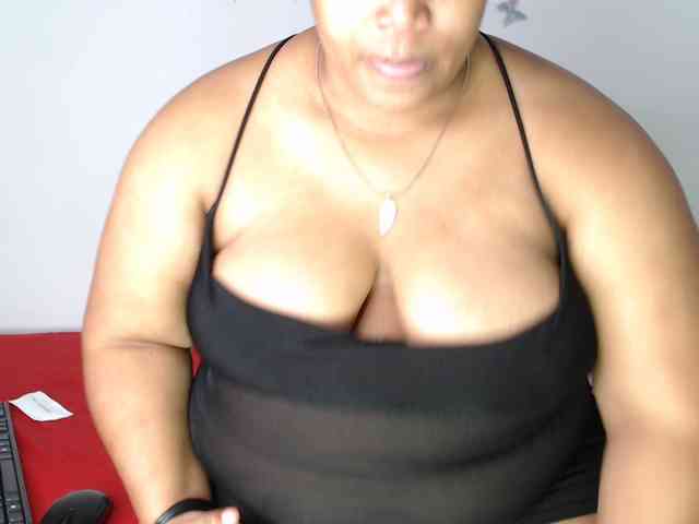 SexyChill1992 webcam