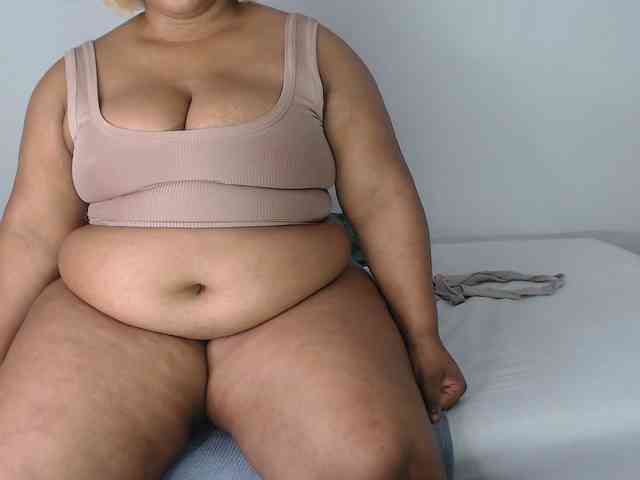 SexyChill1992 Live Webcam on BongaCams