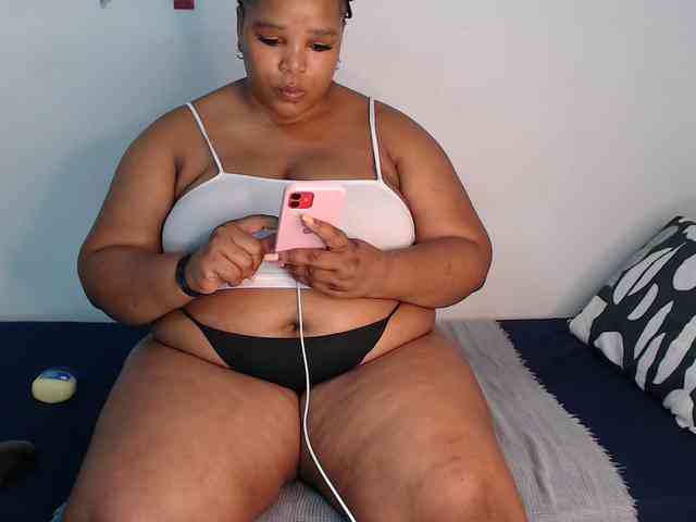 SexyChill1992 webcam