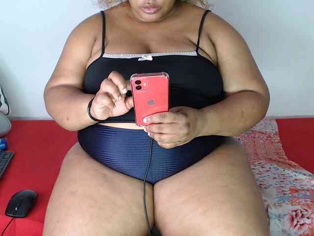 SexyChill1992 webcam