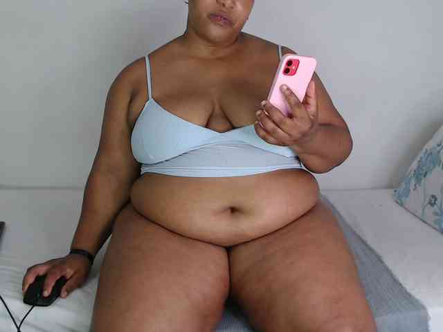 SexyChill1992 webcam