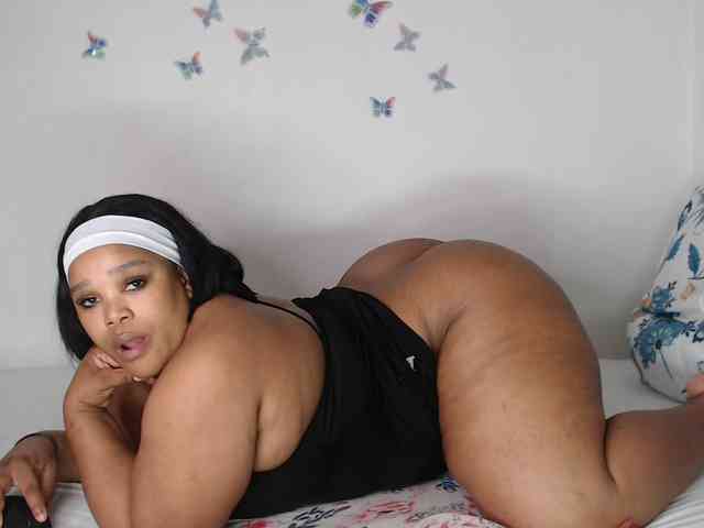 SexyChill1992 webcam