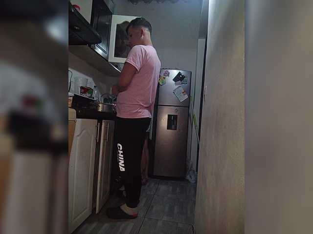Kingofqueen23