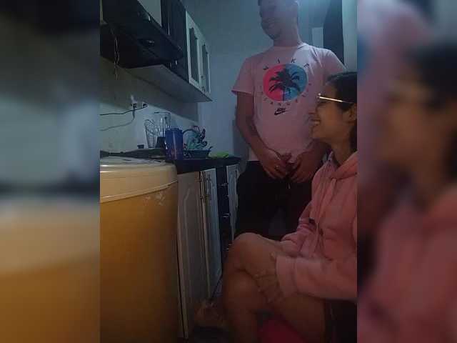 Kingofqueen23's BongaCams show and profile