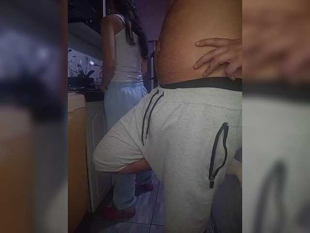 Kingofqueen23's BongaCams show and profile