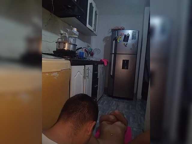 Kingofqueen23's BongaCams show and profile