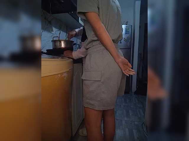 Kingofqueen23's BongaCams show and profile