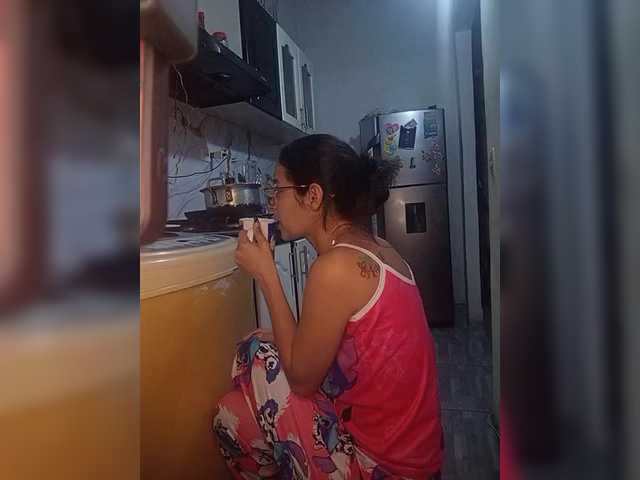 Kingofqueen23's BongaCams show and profile