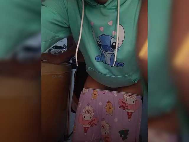 Kingofqueen23's BongaCams show and profile