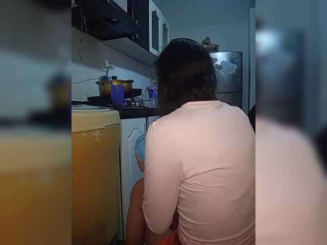 Kingofqueen23's BongaCams show and profile