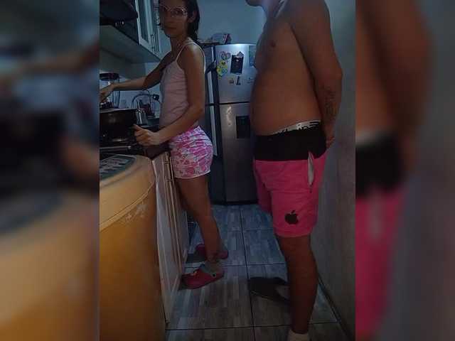 Kingofqueen23's BongaCams show and profile