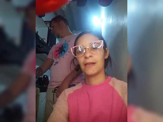 Kingofqueen23 live cam