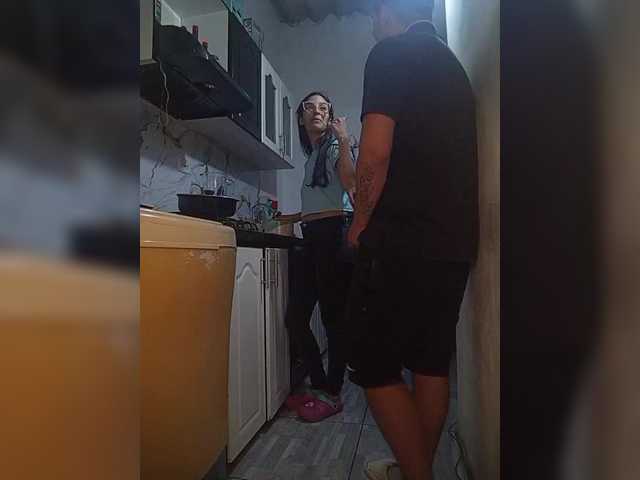 Kingofqueen23's BongaCams show and profile